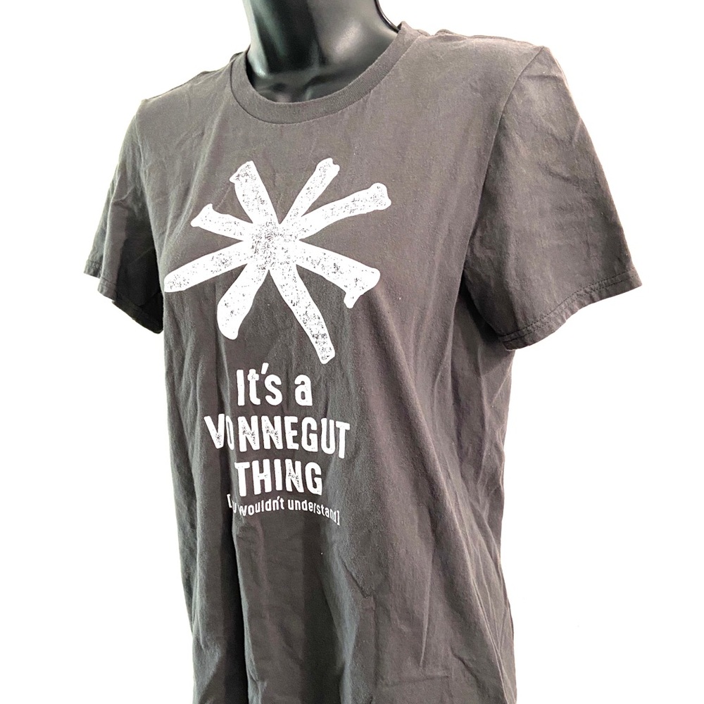 KURT VONNEGUT QUOTE GRAPHIC TEE